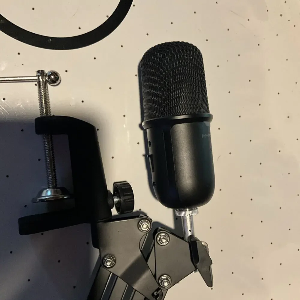 HyperX SoloCast USB Microphone Black, Mute Button, Adjustable Stand/Mount
